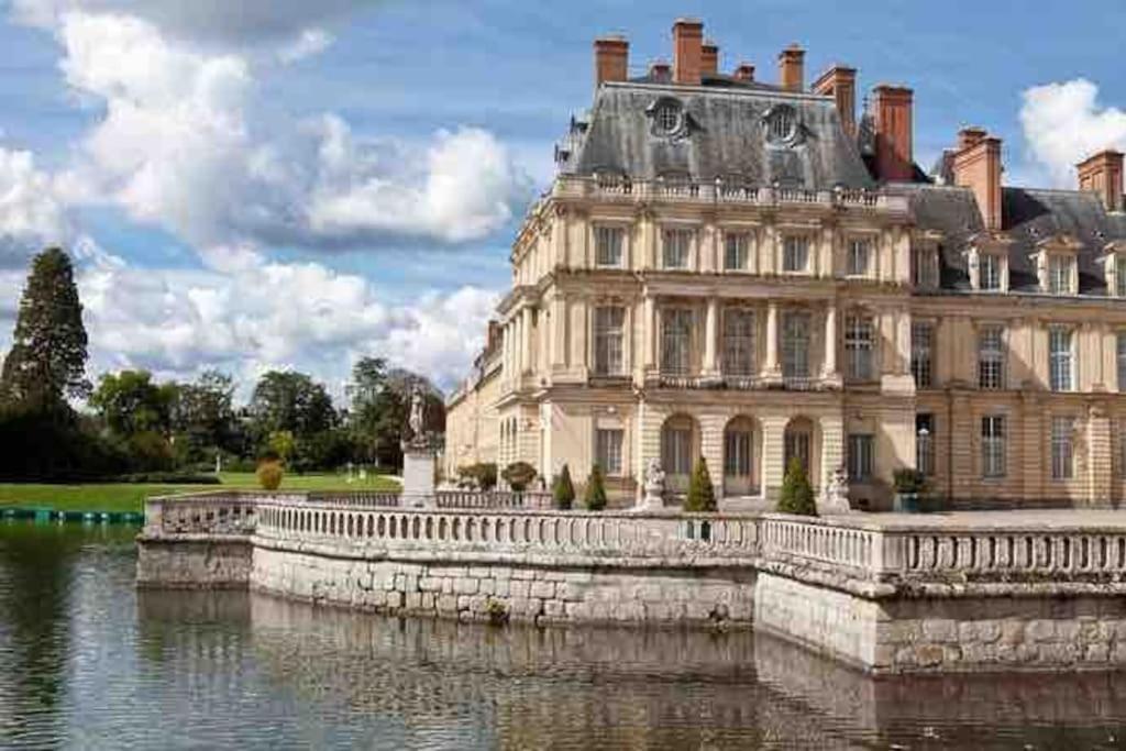 La Pause Allongee - Fontainebleau Hypercentre 外观 照片